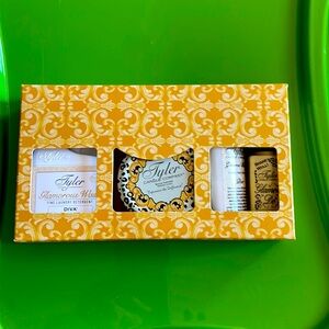 Tyler Candle Company Gift Set